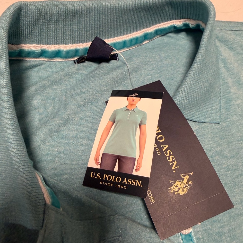 U.S. Polo Assn. Light Blue Button Down Shirt - Picture 2 of 12